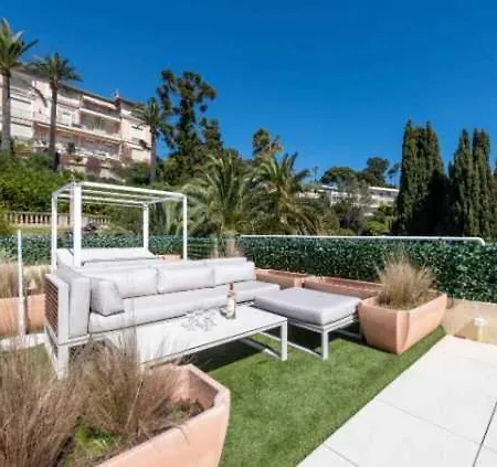 Lägenhet Penthouse Sea View And Pool A C 6p-