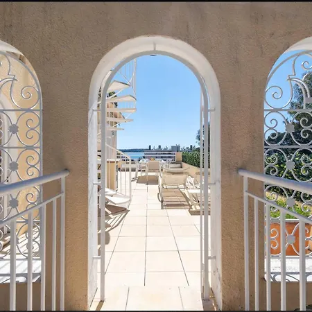 Penthouse Sea View And Pool A C 6p- *