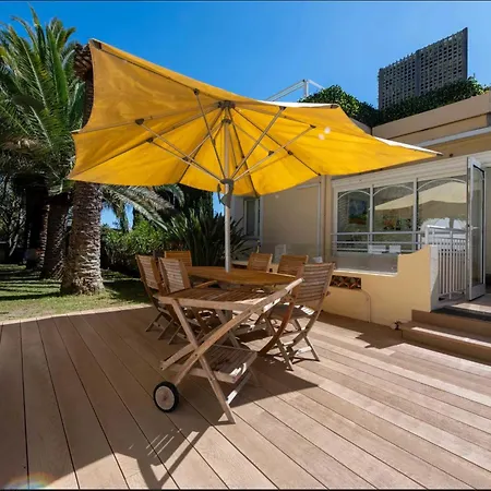 Penthouse Sea View And Pool A C 6p- Apartment *