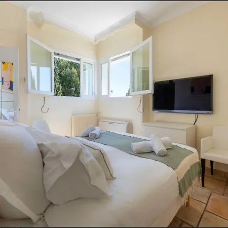 Penthouse Sea View And Pool A C 6p-